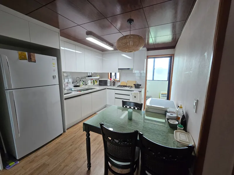 [Seongsan, Seogwipo][Seogwipo Shinsan] Accommodation with no utility bills and vehicle provided 200m from the beach 18