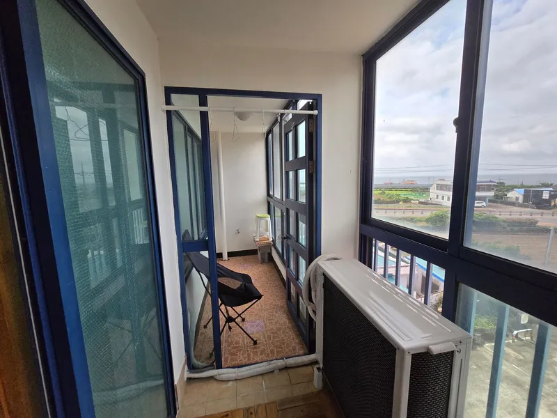 [Seongsan, Seogwipo][Seogwipo Shinsan] Accommodation with no utility bills and vehicle provided 200m from the beach 16