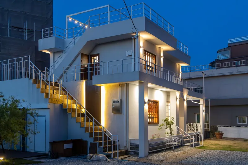[Gangneung] 1 minute walk from Yeongjin Beach, emotional private house, lawn yard, jacuzzi 36