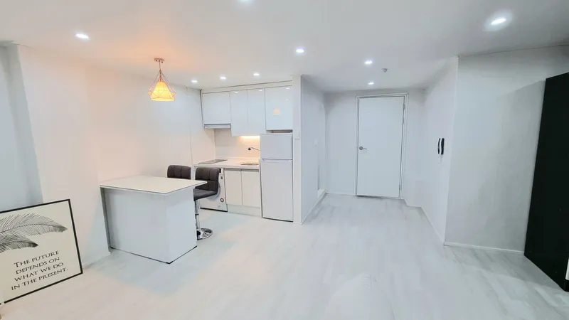 [Chuncheon] Spacious one-room with added comfort, 3 minutes walk from Myeongdong 3