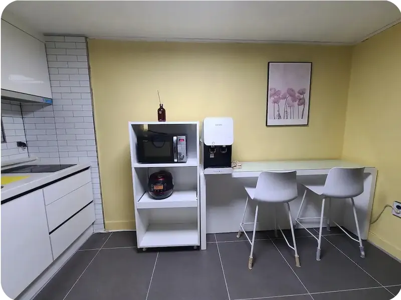[Guro, Seoul] Remodeled, 7-minute walk from Oryu-dong Station, cost-effective, fully-optioned two-room 13