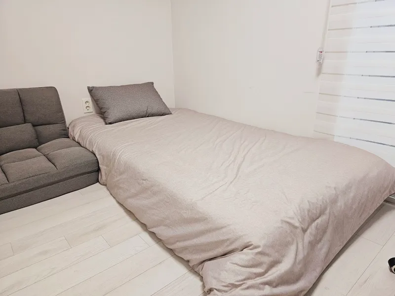 [Bucheon] Spacious three-room newly built apartment, best condition, guest preferred, full option 34