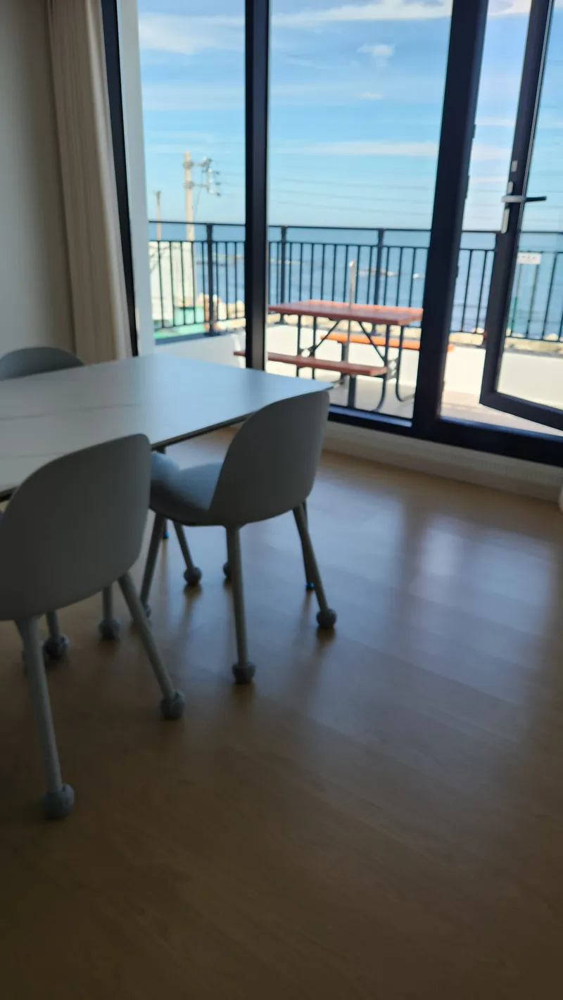 [Pohang] Room 202, 2nd floor, with a view of the Guryongpo ocean 34