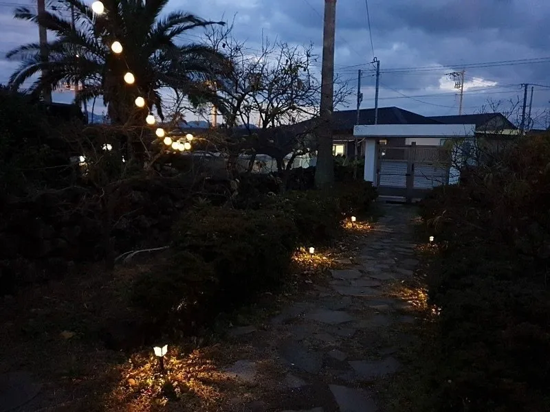 [Hallim, Jeju] Private accommodation with a garden and yard where you can feel the seasons 36