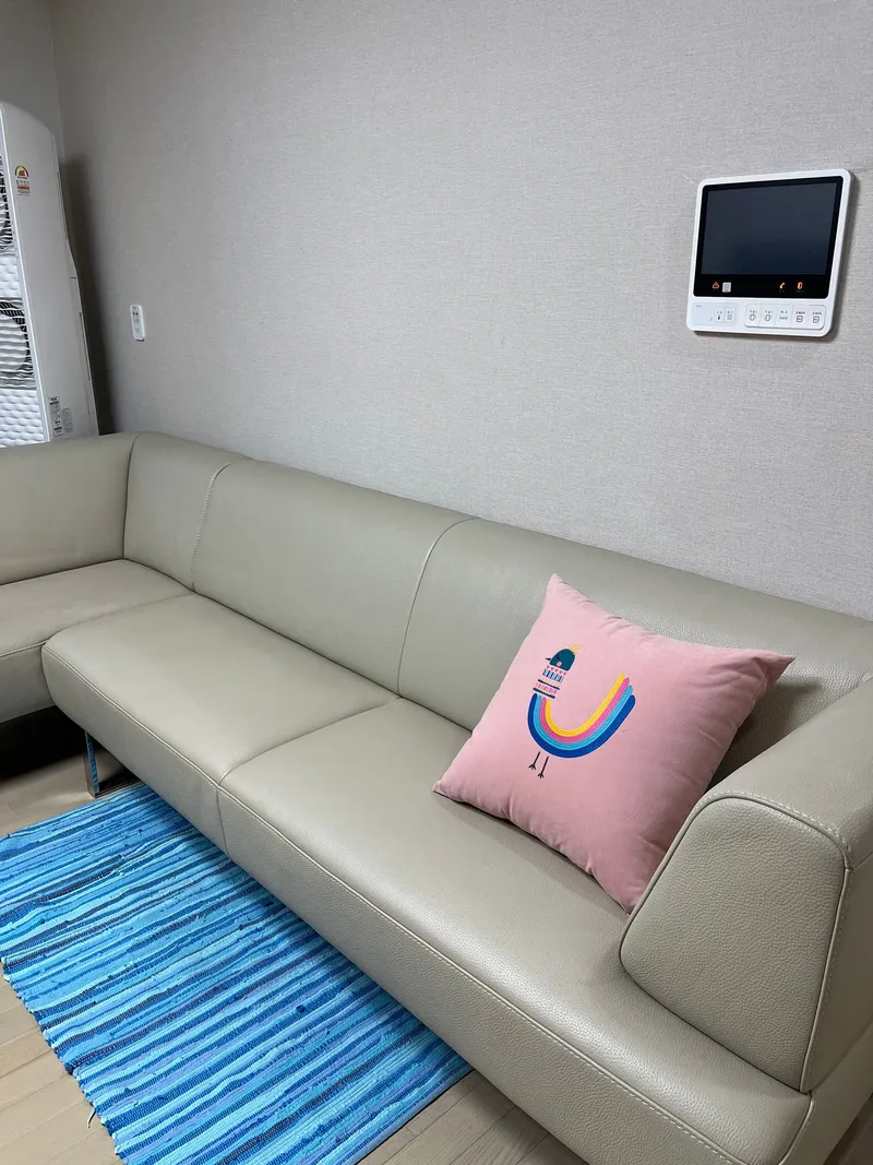 [Yeonsu, Incheon] Songdo 32nd floor three-room apartment 6