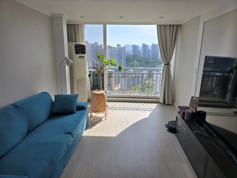 [Gangdong, Seoul] Apartment 3 rooms 2 minutes away from Godeok Station 7