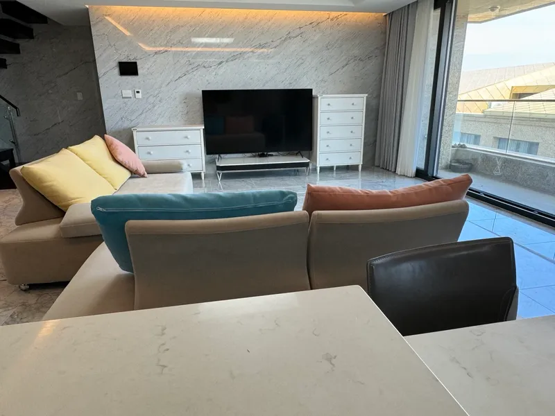 [Seongsan, Seogwipo] Special price, luxury family room with emerald sea view, duplex, 70 pyeong 5