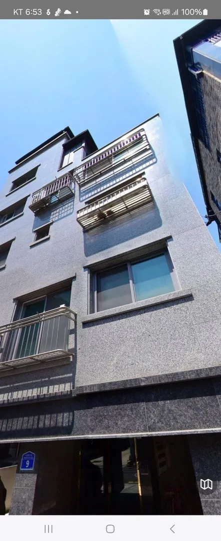 [Songpa, Seoul] 2 minutes walk from Songpanaru Station on Line 9, very close to the station 36
