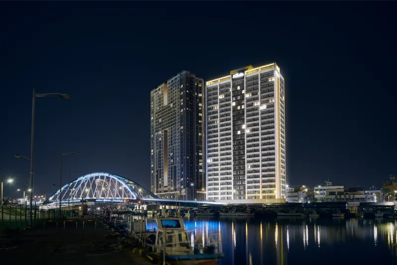 [Sokcho][Moonlight_Sokcho] 22nd floor high floor/Ocean & city view/5 min walk from Central Market 21