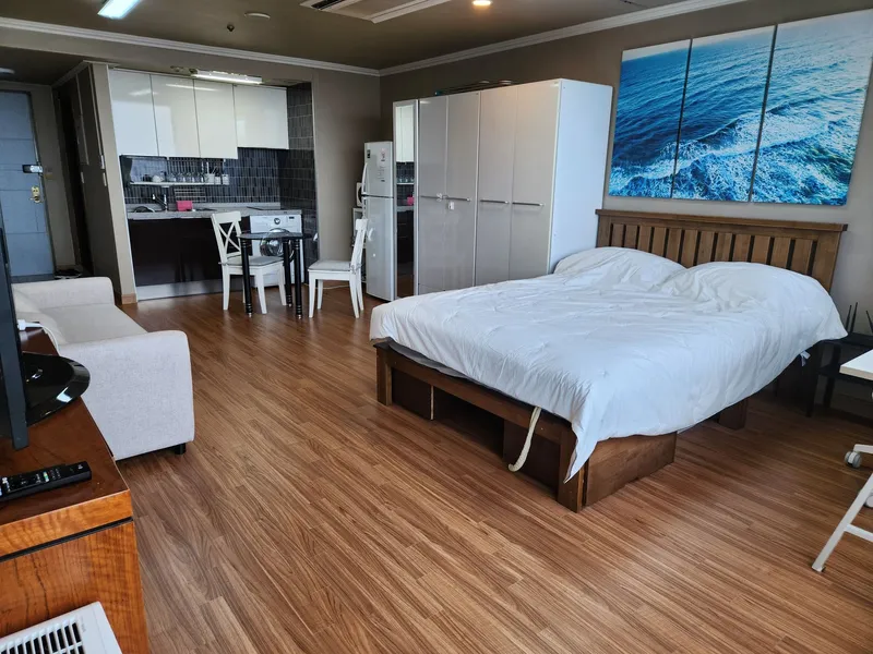 [Haeundae, Busan] Ocean view parking right in front of the beach 10