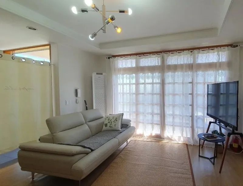 [Hallim, Jeju] Private accommodation with a garden and yard where you can feel the seasons 25