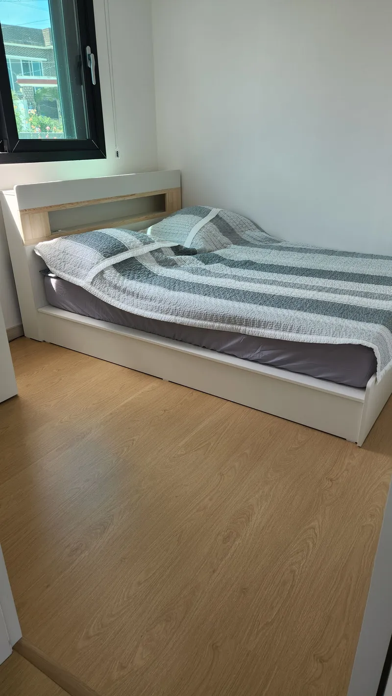 [Pohang] Room 202, 2nd floor, with a view of the Guryongpo ocean 33