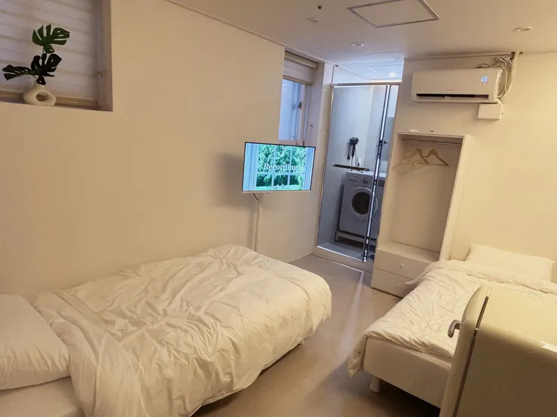 [Jung-gu, Seoul] Newly built, clean, 5-minute walk from Myeongdong Station, fully-equipped twin room 106 7