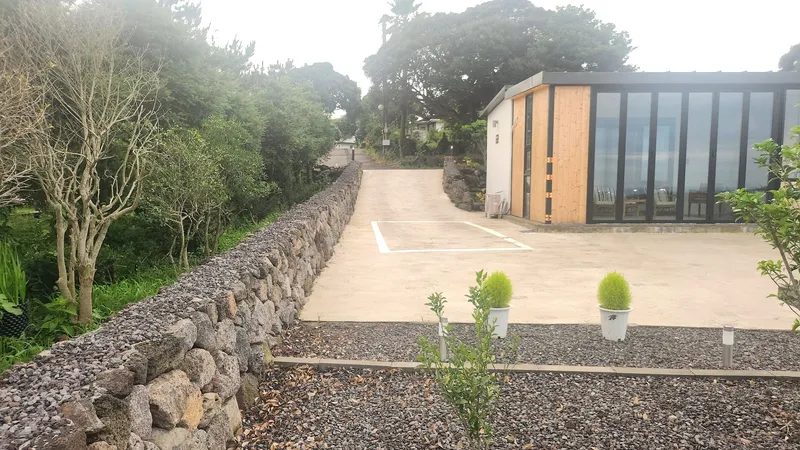 [제주 조천] 제주 오션뷰 잔디정원 제주돌담 독채 17