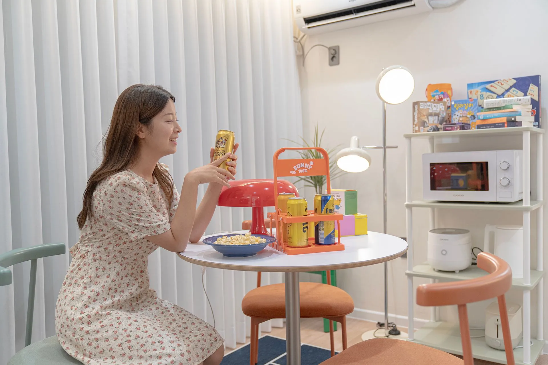 Sinjeong-dong Pet-Friendly Two-Bedroom House