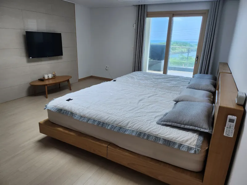 [제주 조천] 오션뷰 투룸복층아파트(1년살기할인) 2