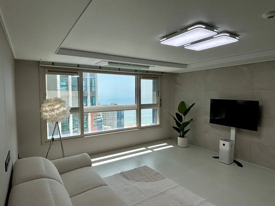 U-dong Ocean View Three-Bedroom