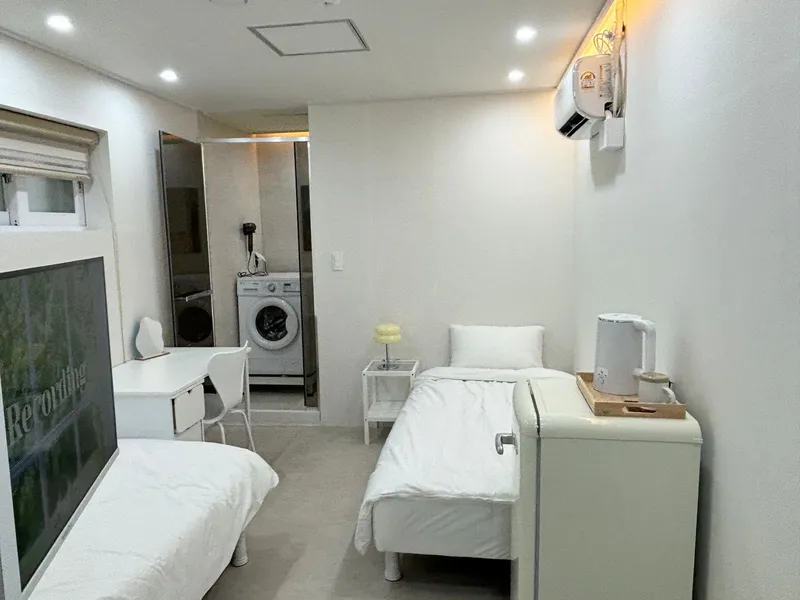 [Jung-gu, Seoul] Newly built, clean, 5-minute walk from Myeongdong Station, fully-equipped twin room 306 10