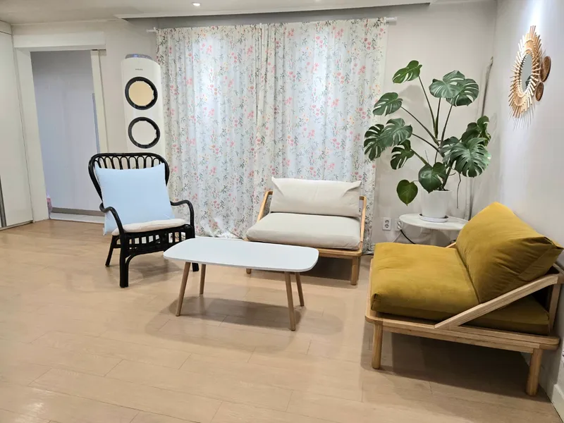 [Songpa, Seoul] Jamsil Lotte/Seokchon Lake/Olympic Park/Spacious three-room/Family and friends trip/ 2