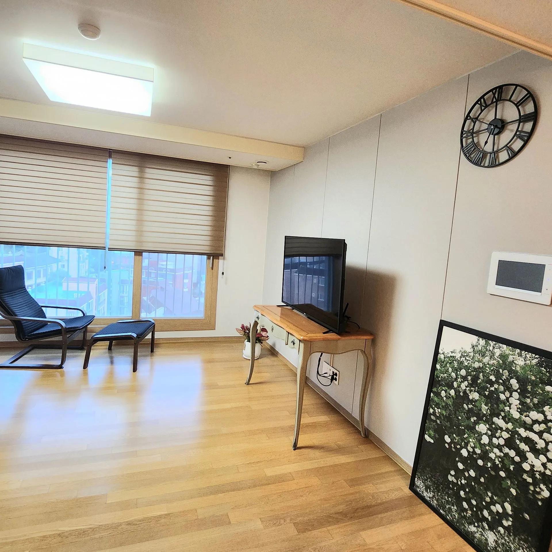 Pa-dong Three-Bedroom Apartment for Workation