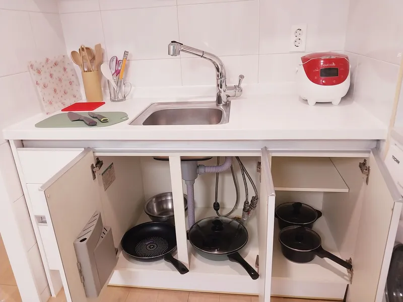 [Seocho, Seoul][Seoul Gangnam] Clean, fully furnished 11-pyeong officetel, 5 minutes walk from Gangnam Station 11
