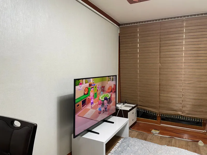 [Nam-gu, Gwangju] 24-pyeong apartment in Nam-gu, Gwangju Metropolitan City, 5 minutes walk from the subway station, Gwangju Express Bus, and Yu Square 12