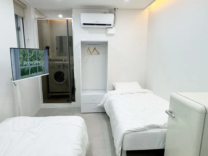 [Jung-gu, Seoul] Newly built, clean, 5-minute walk from Myeongdong Station, fully-equipped twin room 106 4