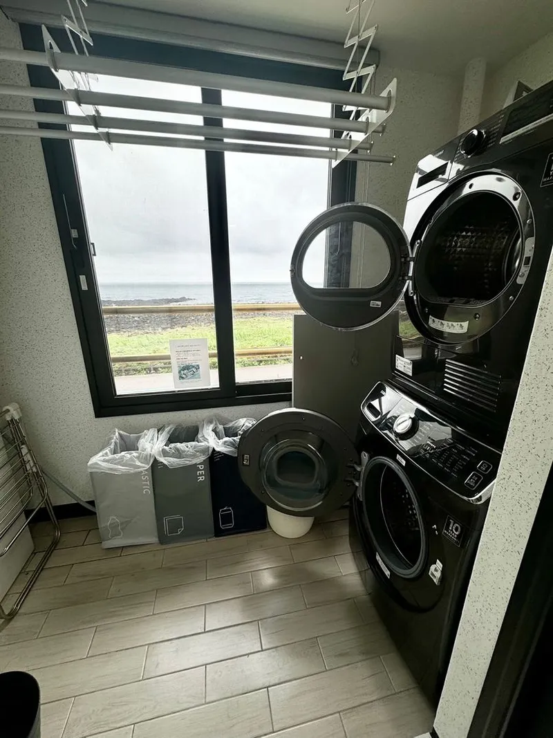 [Seongsan, Seogwipo] Special price, luxury family room with emerald sea view, duplex, 70 pyeong 14