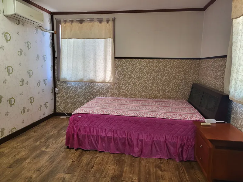 [Boryeong] European-style 2-story detached house in the forest 25