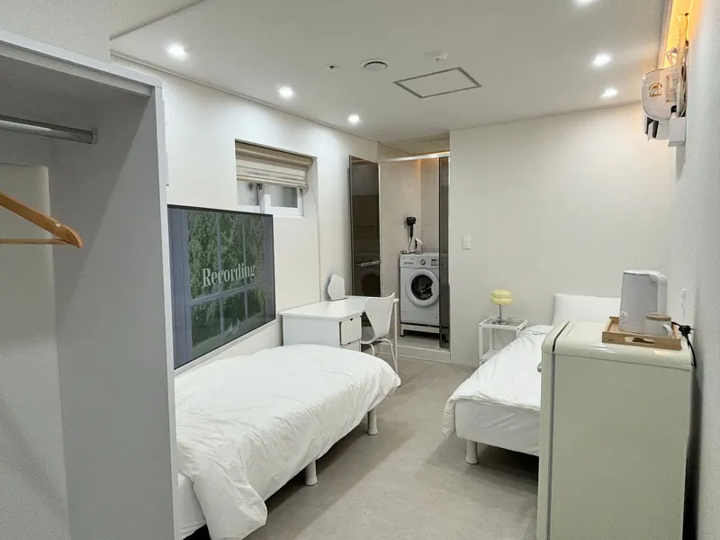 [Jung-gu, Seoul] Newly built, clean, 5-minute walk from Myeongdong Station, fully-equipped twin room 306 17