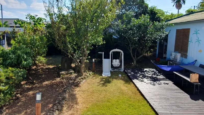 [Hallim, Jeju] Private accommodation with a garden and yard where you can feel the seasons 20