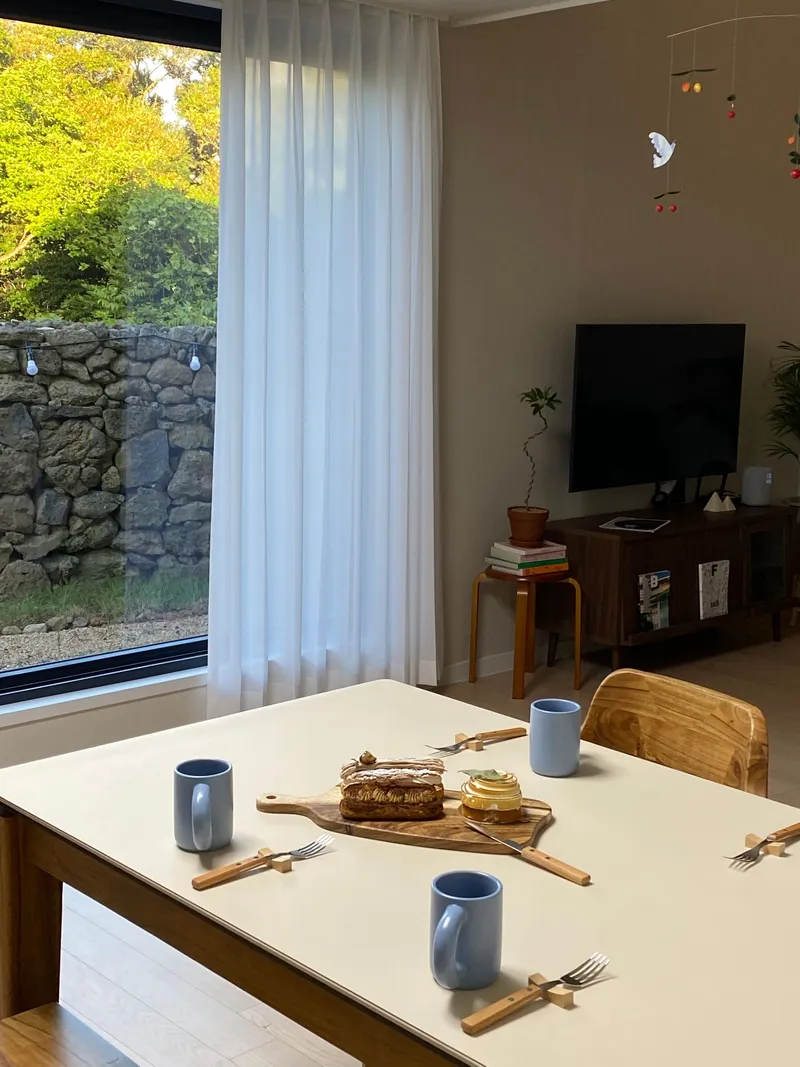 [Aewol, Jeju] Aewol townhouse with a stone wall where you can barbecue and have a fire 10