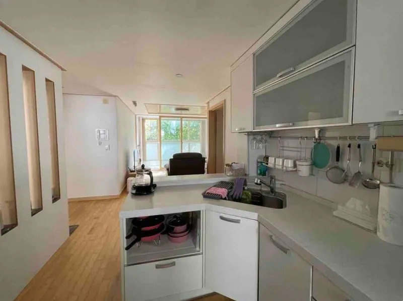 [Yeongjong, Incheon] A quiet two-room apartment in the new airport town, 10 minutes away from Incheon Airport by car. 10