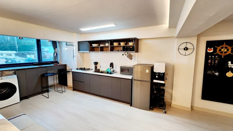 [Yeongdo, Busan] Cheonghak-dong sea view and gourmet restaurant tour apartment #pet friendly 6