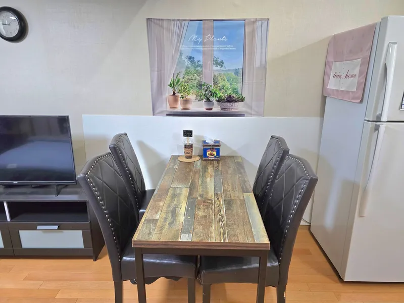 [Goyang] In front of Ilsan Lake Park / 3 / 17 pyeong duplex type. 4 people 23