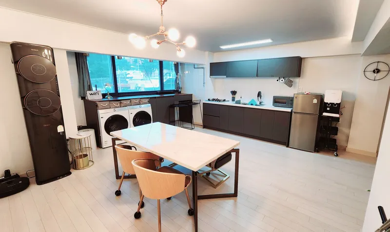 [Yeongdo, Busan] Cheonghak-dong sea view and gourmet restaurant tour apartment #pet friendly 8