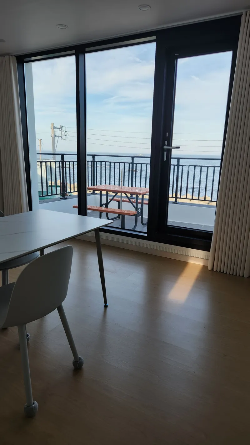 [Pohang] Room 202, 2nd floor, with a view of the Guryongpo ocean 41