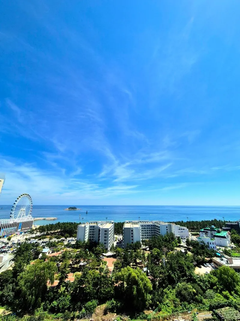 [Sokcho] Sokcho House, a drawing studio! A spacious 11th-floor apartment with two ocean views. 13