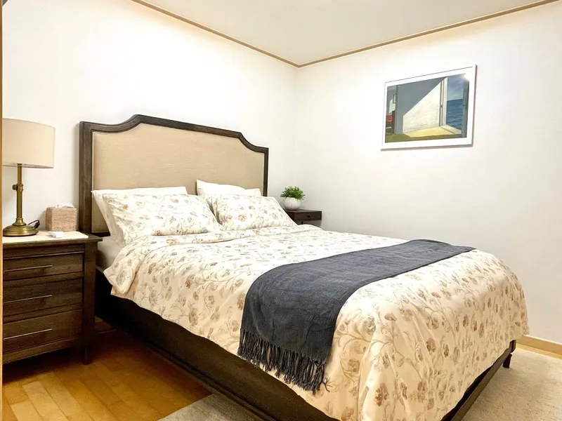 [Gwangjin, Seoul] Convenient living, convenient access, Gangbyeon Station, Dong Seoul Terminal, 3 minutes on foot, full option 4