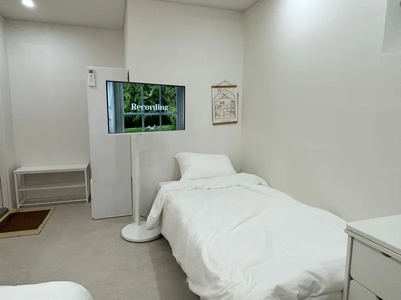[Jung-gu, Seoul] Newly built, clean, 5-minute walk from Myeongdong Station, fully-equipped twin room 306 5