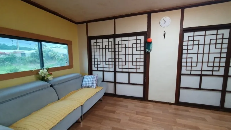 [제주 애월] 제주감성 넓은 잔디마당 구옥 독채숙소 13