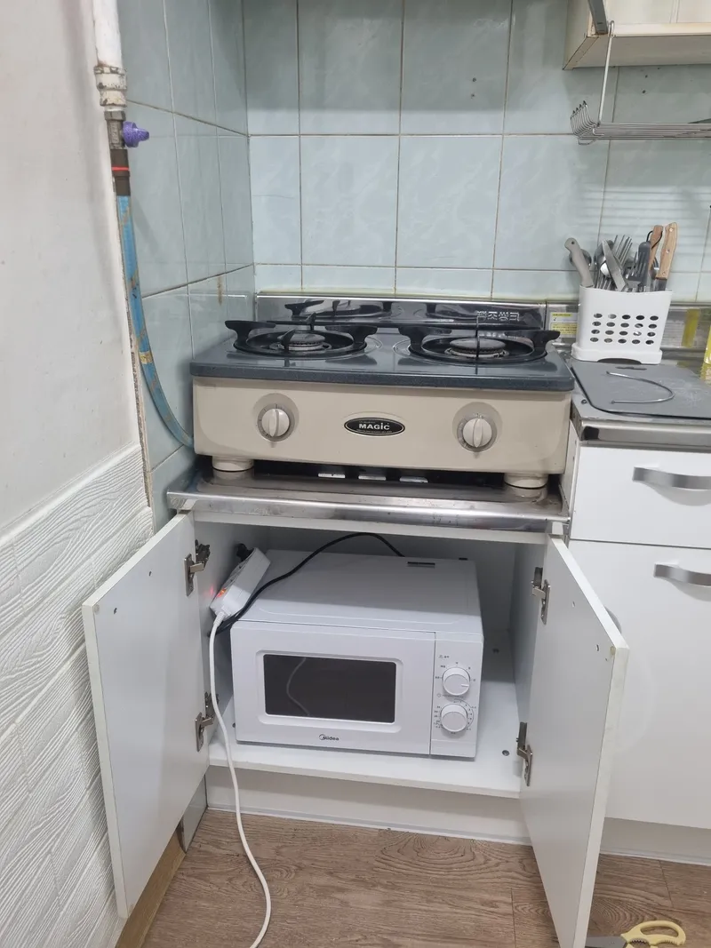 [서울 마포] 홍대역 망원역 사이 넓은 원룸 6
