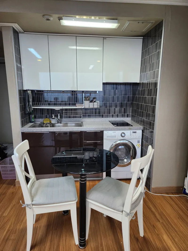 [Haeundae, Busan] Ocean view parking right in front of the beach 17