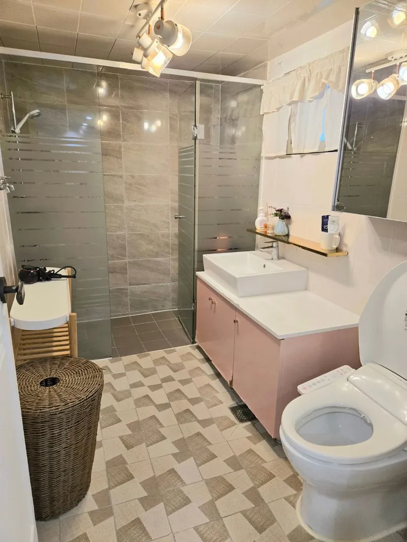 [Songpa, Seoul] Jamsil Lotte/Seokchon Lake/Olympic Park/Spacious three-room/Family and friends trip/ 5
