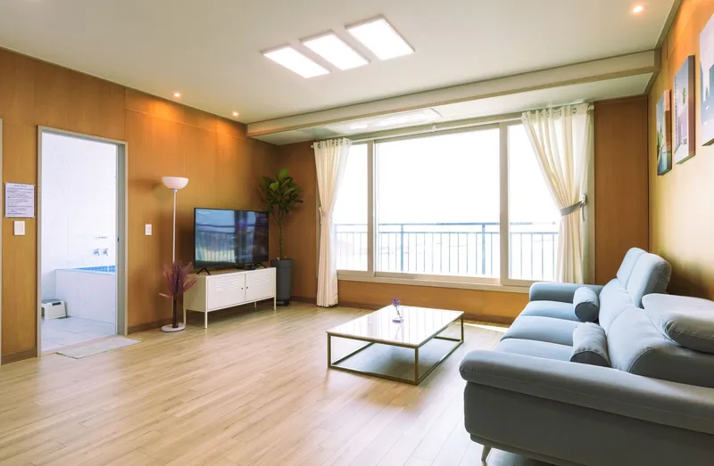 [Hallim, Jeju][Jeju Hyeopjae] Ocean view right in front of the sea Biyangdo Sunset view independent house 2nd floor 2