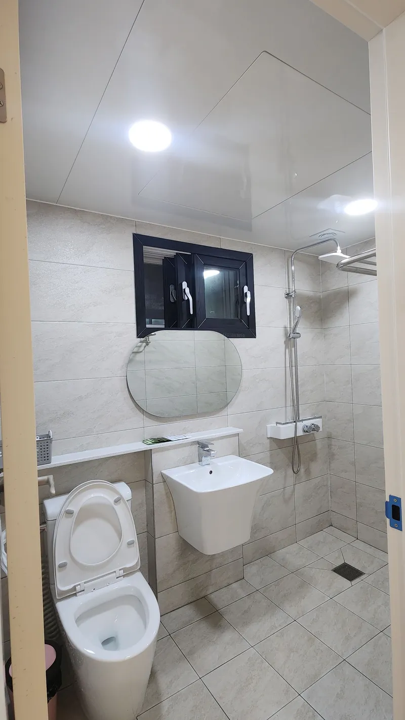 [Pohang] One-room pension with ocean view, 1st floor, room 102 3