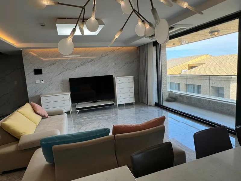 [Seongsan, Seogwipo] Special price, luxury family room with emerald sea view, duplex, 70 pyeong 35