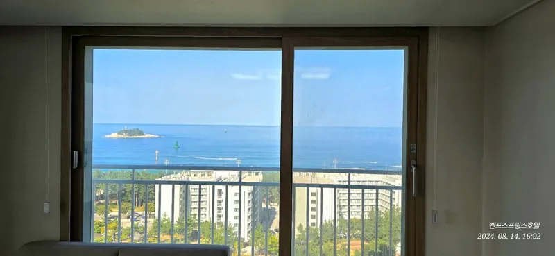 [Sokcho] Sokcho House, a drawing studio! A spacious 11th-floor apartment with two ocean views. 5