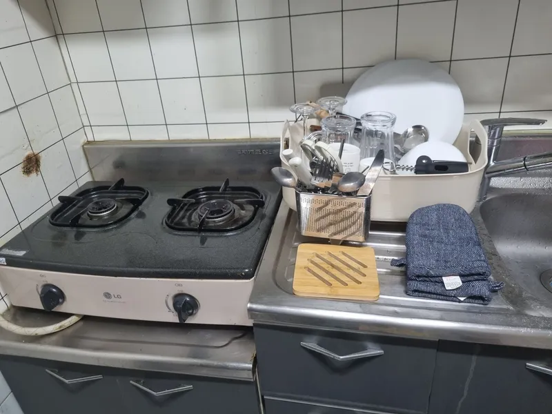 [Mapo, Seoul][Seoul Hongdae] Hongdae Mangwon Spacious Room 6