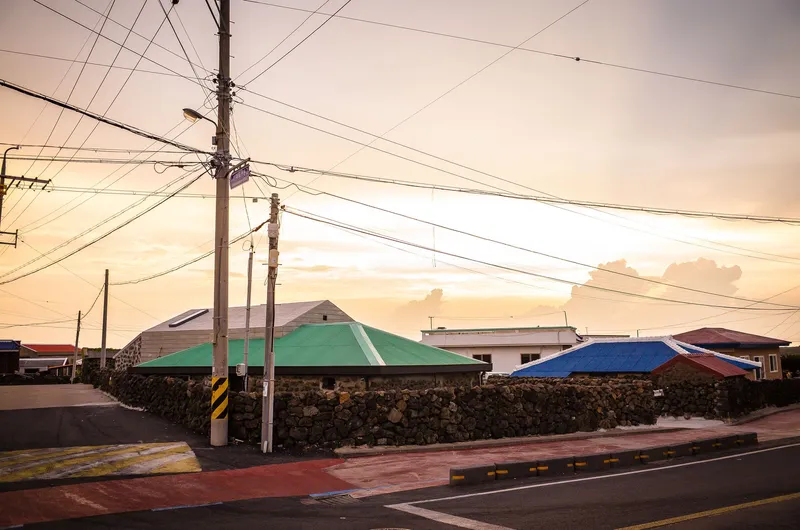 [Gujwa, Jeju] Touching Jeju's Traditional Stone House! Emotional Stay 15